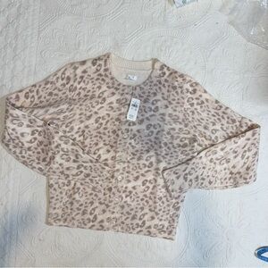 NWT 9492-3732 aerie Sweater M